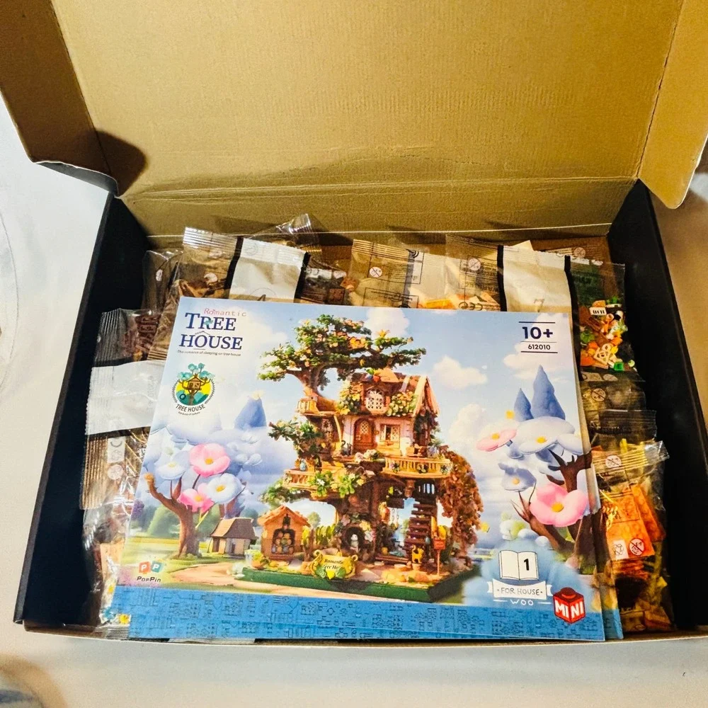 INSOON Romantic Tree House 3196 Mini Blocks LED 2-in-1 Set 612010